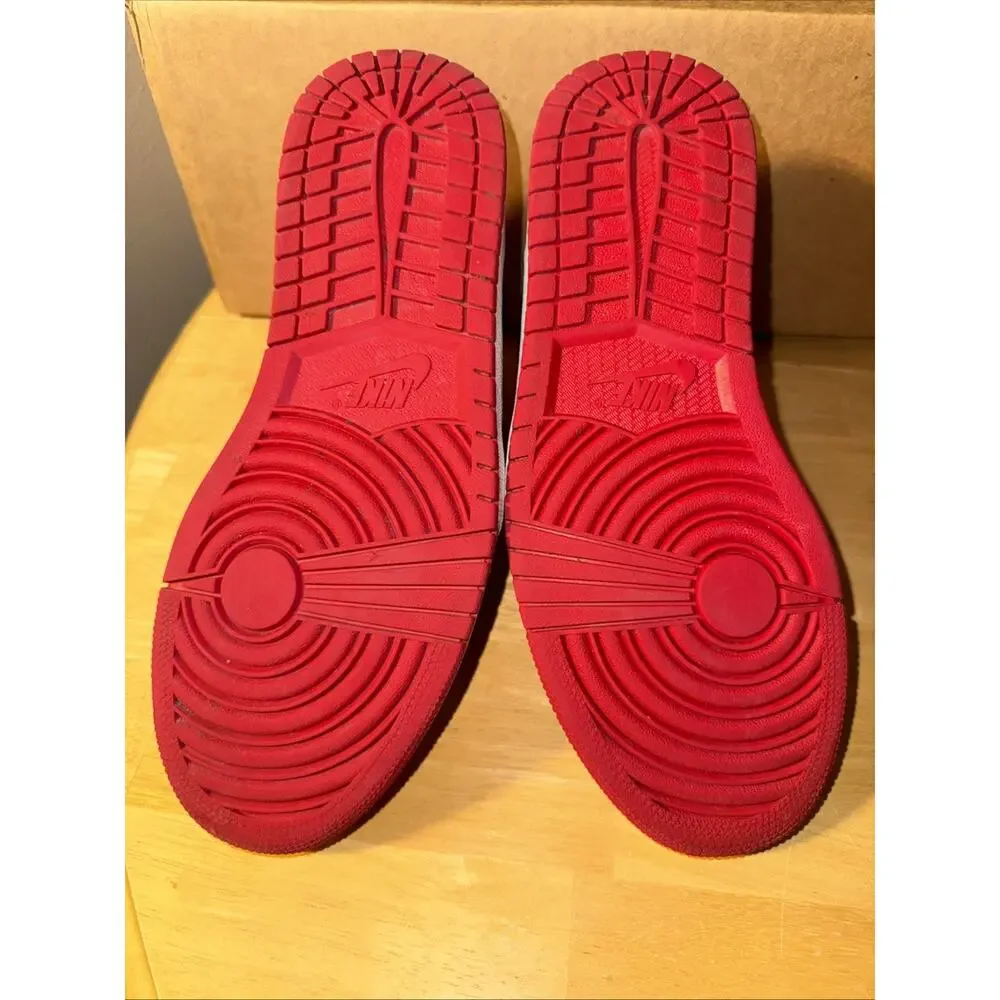 Air Jordan 1 Retro High OG Women's Size 10 Mens 8.5 'Satin Bred' No Box